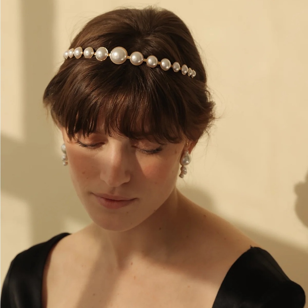 LELET NY ALLISON PEARL HALO